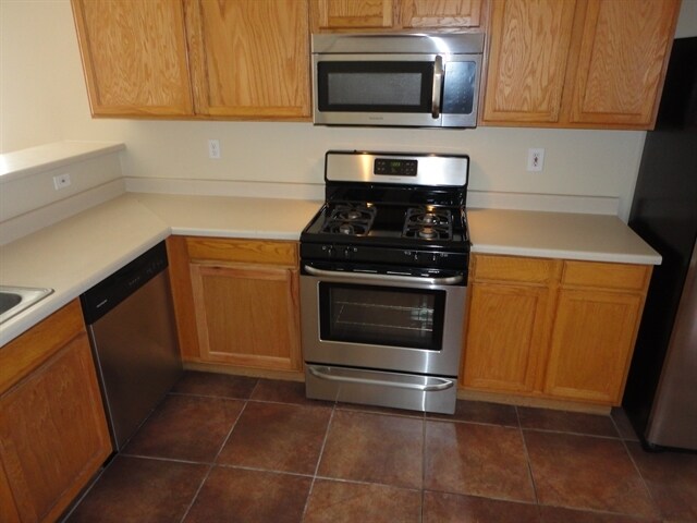 Building Photo - 5363 Fossil Ridge Pl NW