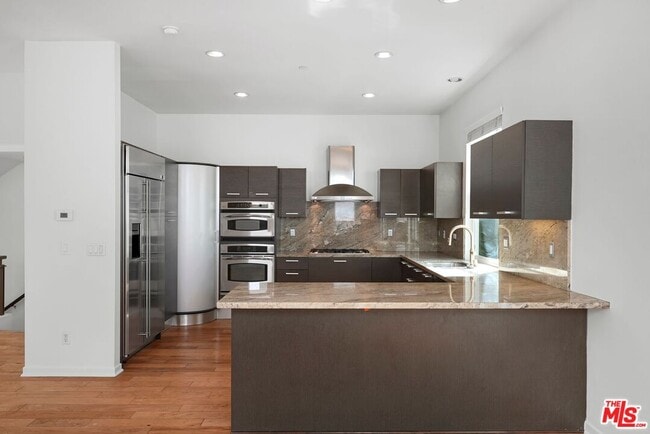 Building Photo - 6531 S Seabluff Dr