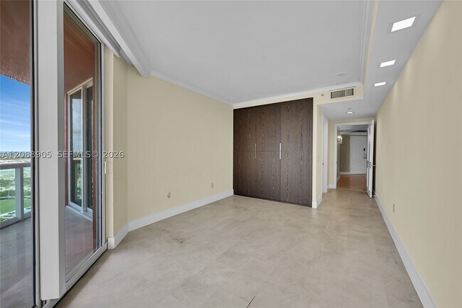 Building Photo - 3370 Hidden Bay Dr