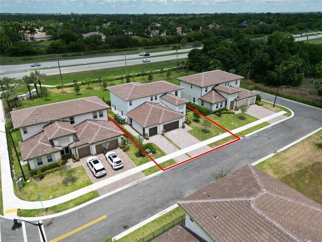 Building Photo - 4255 SW 123rd Ter