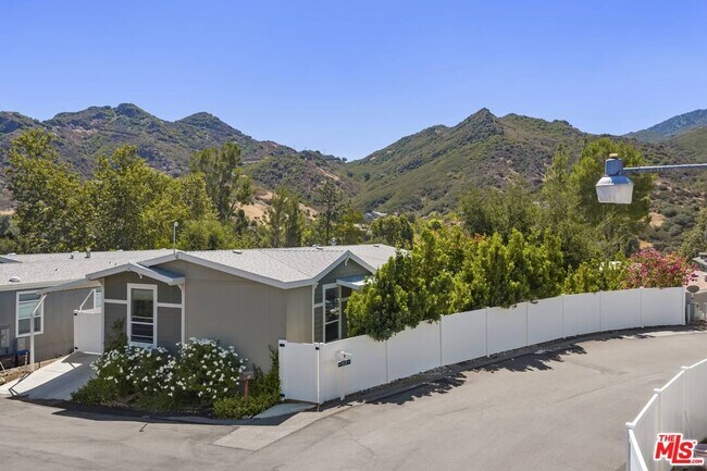 Building Photo - 30473 Mulholland Hwy