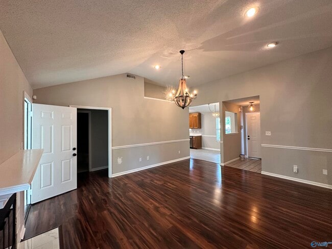 Building Photo - 13065 Hermosa Dr SW