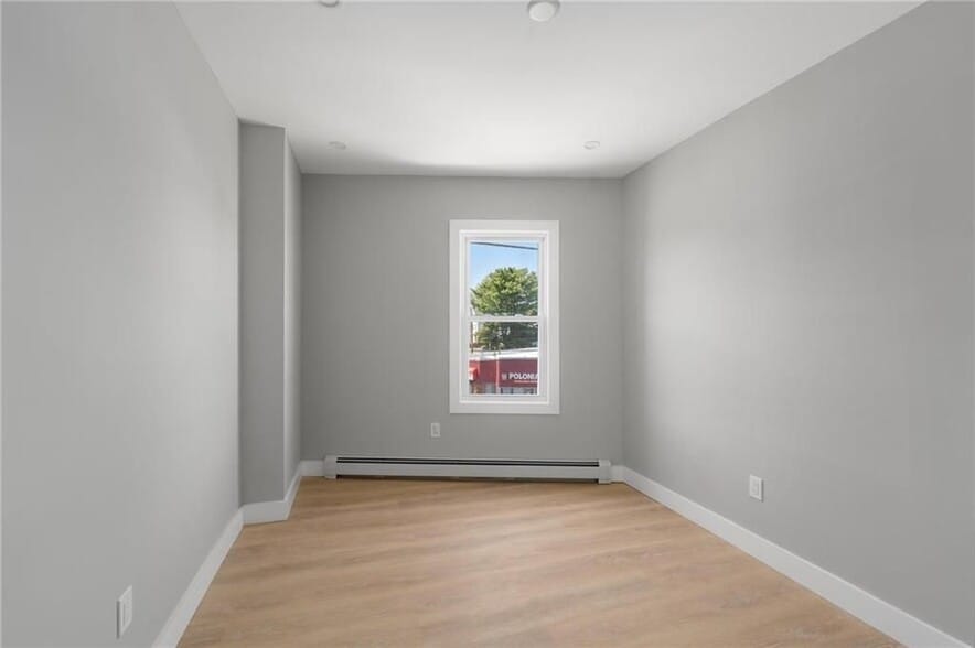 Building Photo - 735 Broadway, 3F