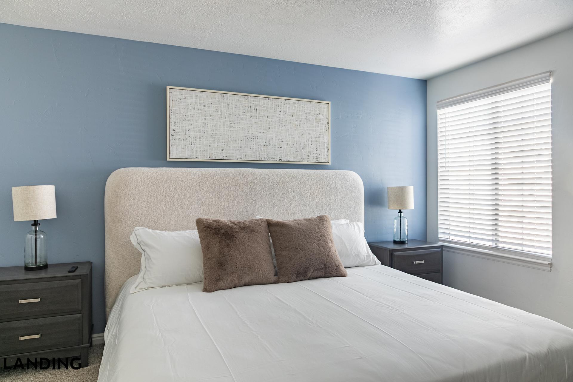 Building Photo - 5657 W Barn Rd