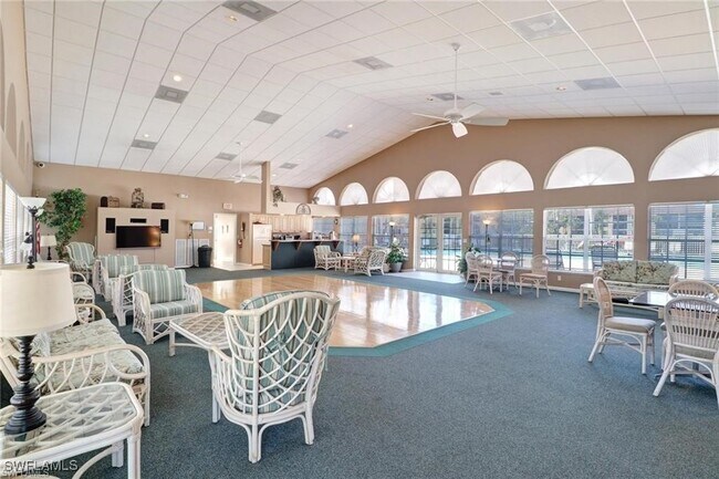 Building Photo - 5792 Deauville Cir