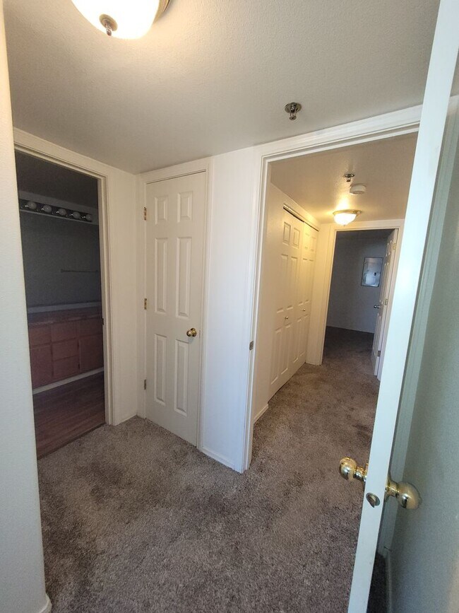 Building Photo - Waterfront Condo