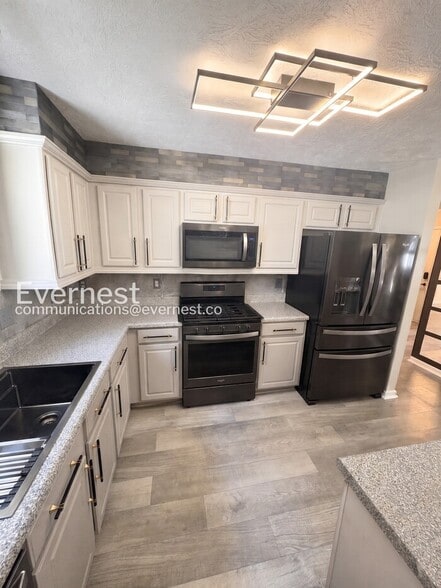 Building Photo - 849 Creek Cove Way