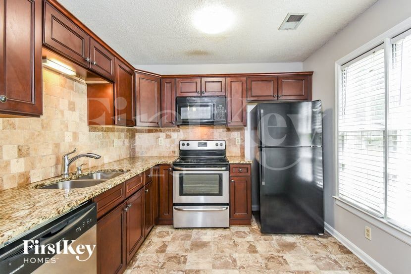 Building Photo - 4892 Country Cove Way