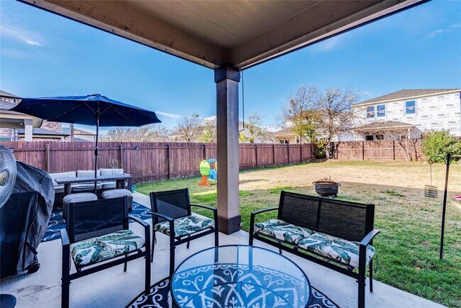 Building Photo - 17409 Crazy Arm Rd