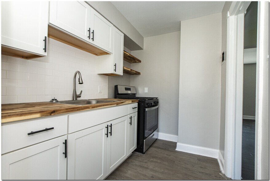 West Park Lofts 4027 Rocky River Dr Cleveland OH 44135 Apartment Finder