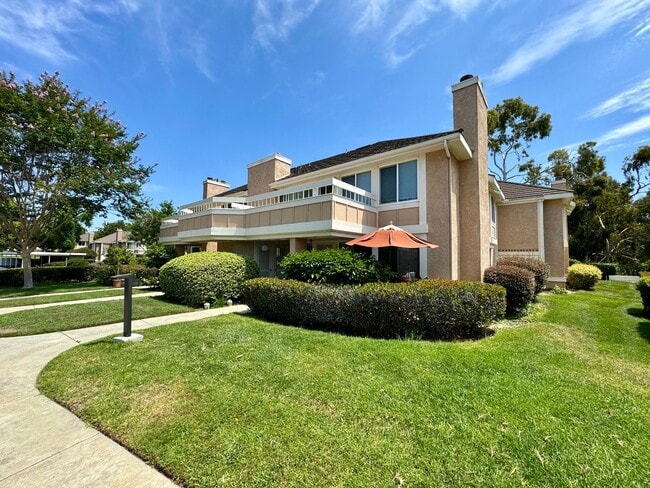 Primary Photo - Great 2B/1.5BA Condo in Carlsbad!