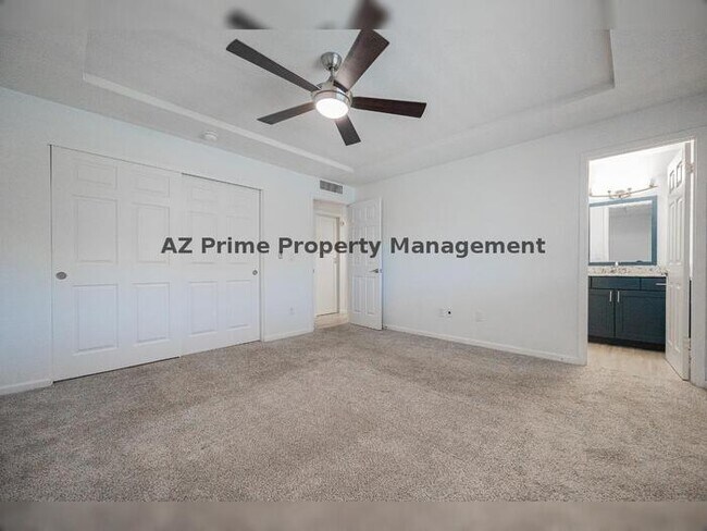Building Photo - 17601 N 18th Dr