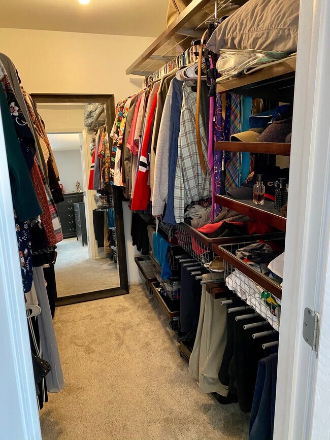 Huge Walk-in Closet - 2405 Mallow Ct