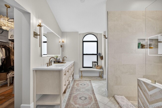 Building Photo - 12897 La Rochelle Cir