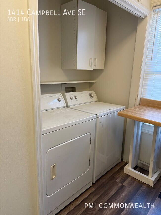 Building Photo - 1414 Campbell Ave SE