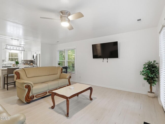Building Photo - Updated Cary Townhome with Smart Features Near RTP & RDU