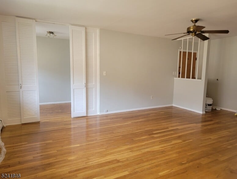 Living and doors to 2nd bedroom - 401 US-22