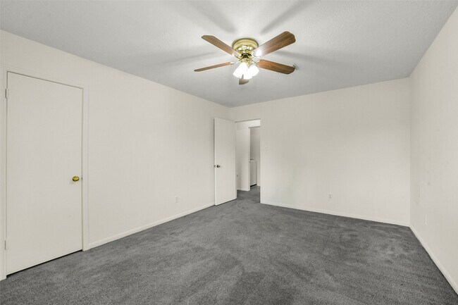 Building Photo - 12739 Timbermeadow Dr