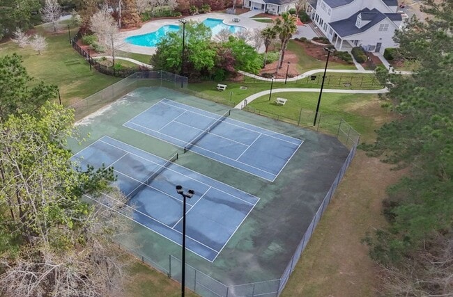 Building Photo - Bradley Point