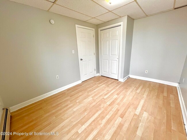 Building Photo - 363 N Garfield Ave