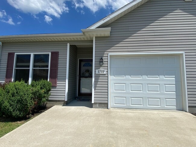 Building Photo - 5780 W Monarch Ct