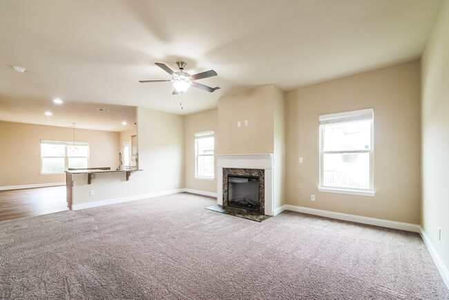 Building Photo - 12291 Anchor Way