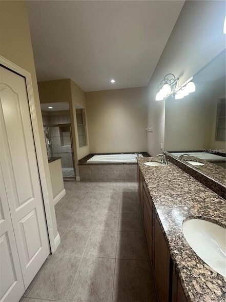 Building Photo - 26621 Bella Vista Dr