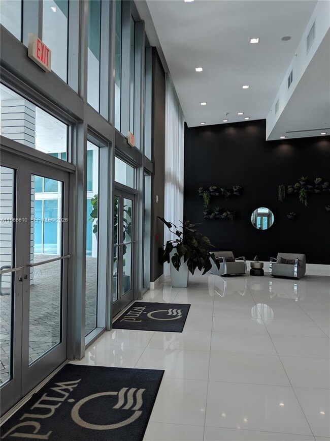 Building Photo - 350 S Miami Ave