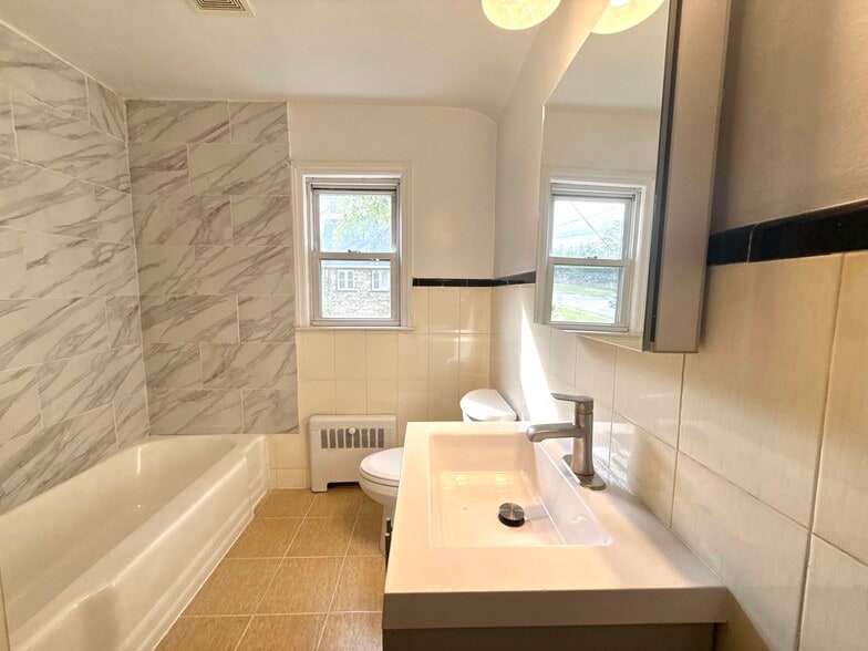 Bathroom (2nd Fl) - 93 W Grand Ave