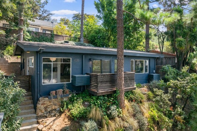Primary Photo - Hollywood Hills Treehouse: Mid-Century Cha...
