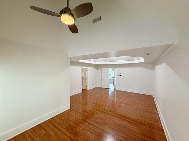 Building Photo - 305 Pilgrimage Point