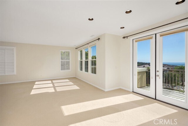 Building Photo - 10 Sunset Cove