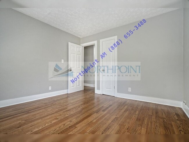 Building Photo - BR/2.5BA SFR with finished basement and back deck in NW Atlanta