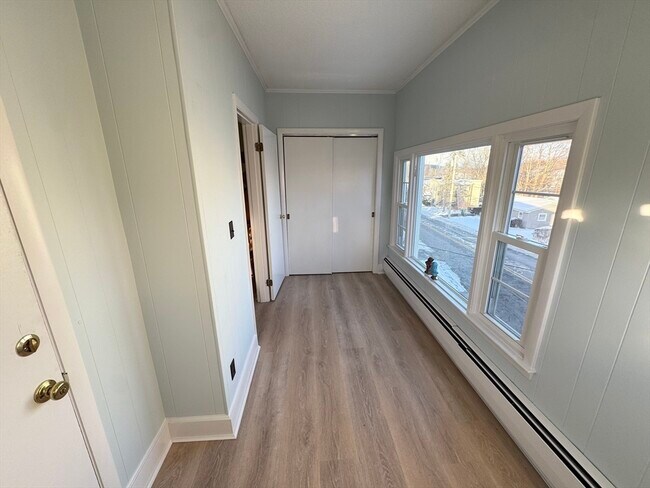 Building Photo - 262 Oak Hill Rd