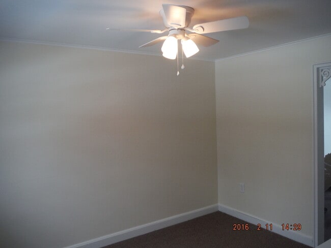 Dining Room - 200 Maplewood Dr