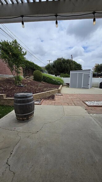 Building Photo - 10603 Bramblebush Ave