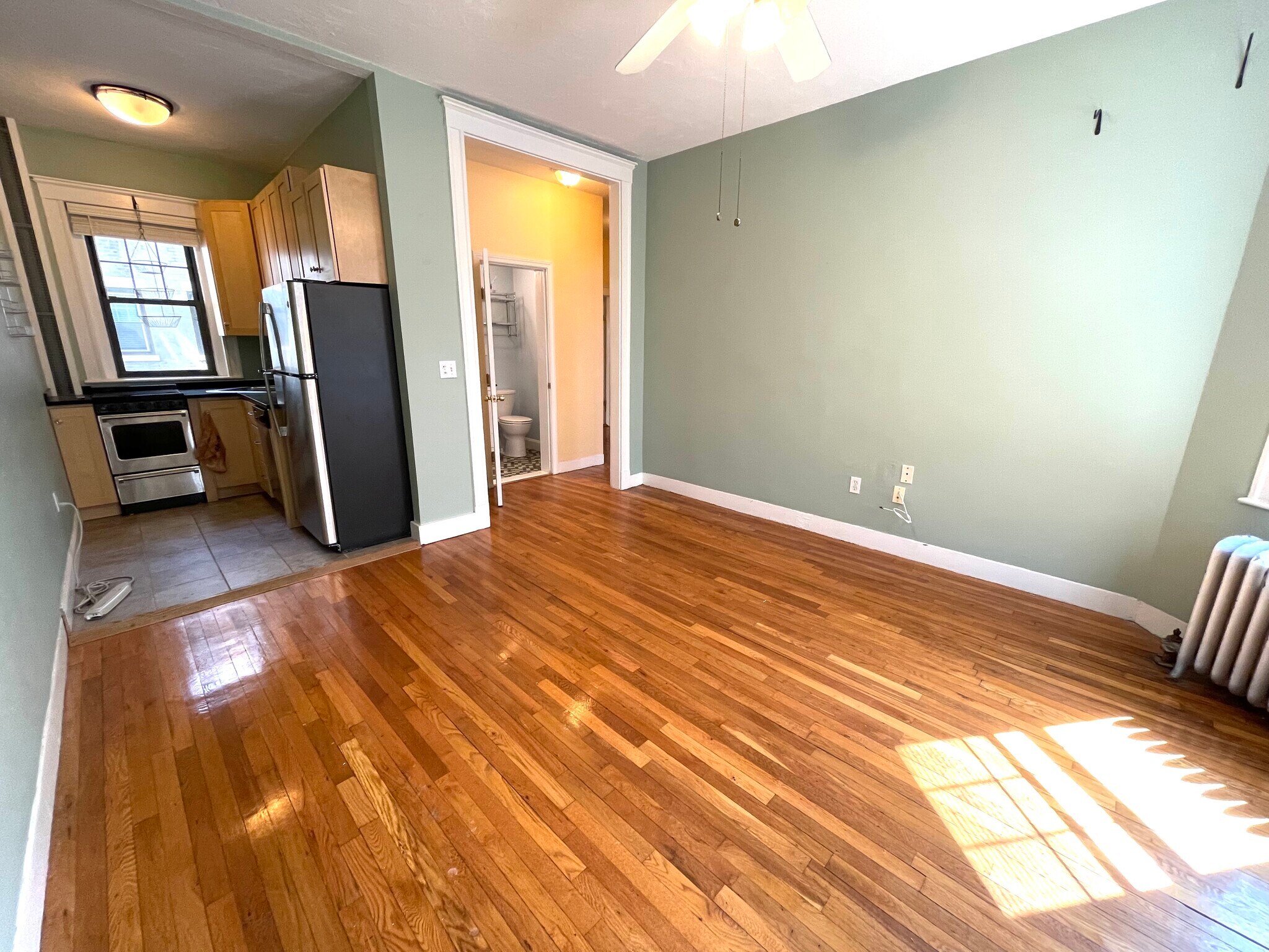 Building Photo - 313 Allston St