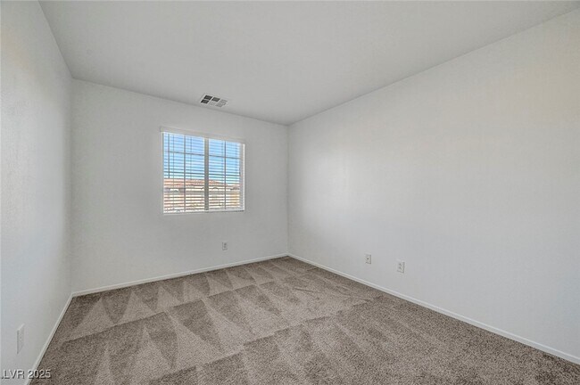 Building Photo - 2431 Lilac Cove St