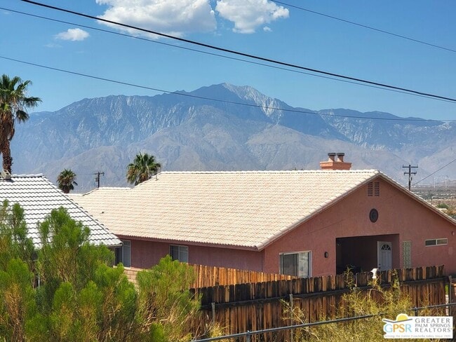 Building Photo - 66365 Cactus Dr