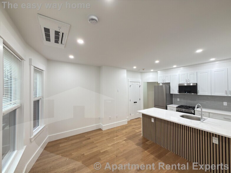 Building Photo - 406 Columbia St