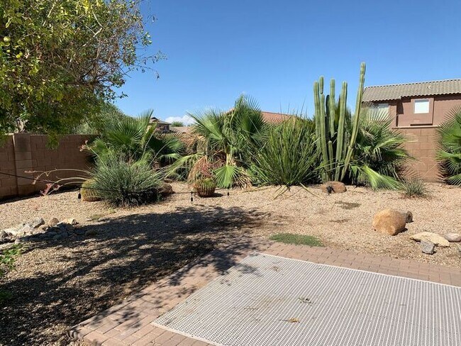 Building Photo - COMING SOON! Beautifu;l 4Bed/2.5Bath, Private Pool Home!