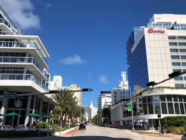 Building Photo - 2899 Collins Ave