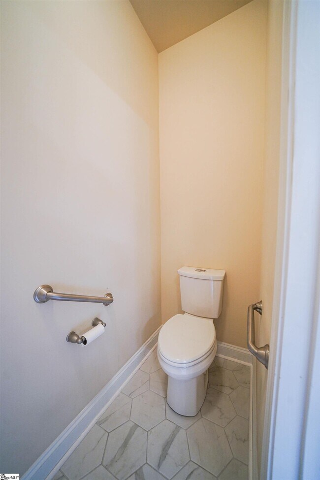 Building Photo - 458 Jewelwood Dr