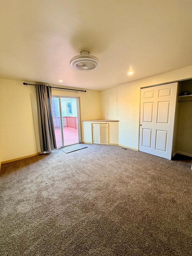 Building Photo - 3015 Belgrade St