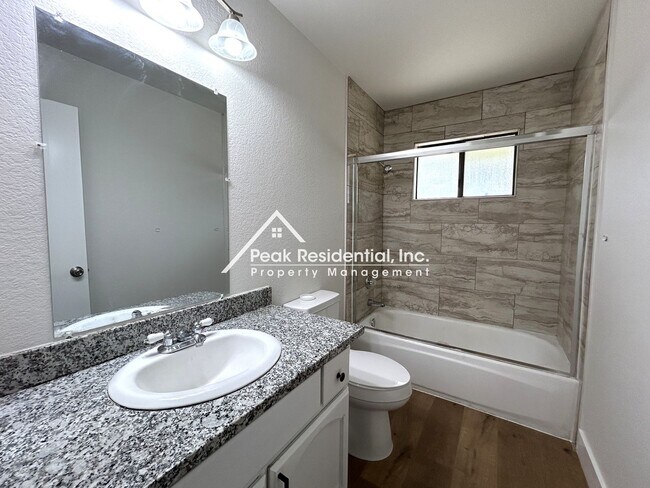 Building Photo - 7400 Martignetti Ct