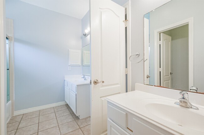 Building Photo - 24506 Screech Owl Ct