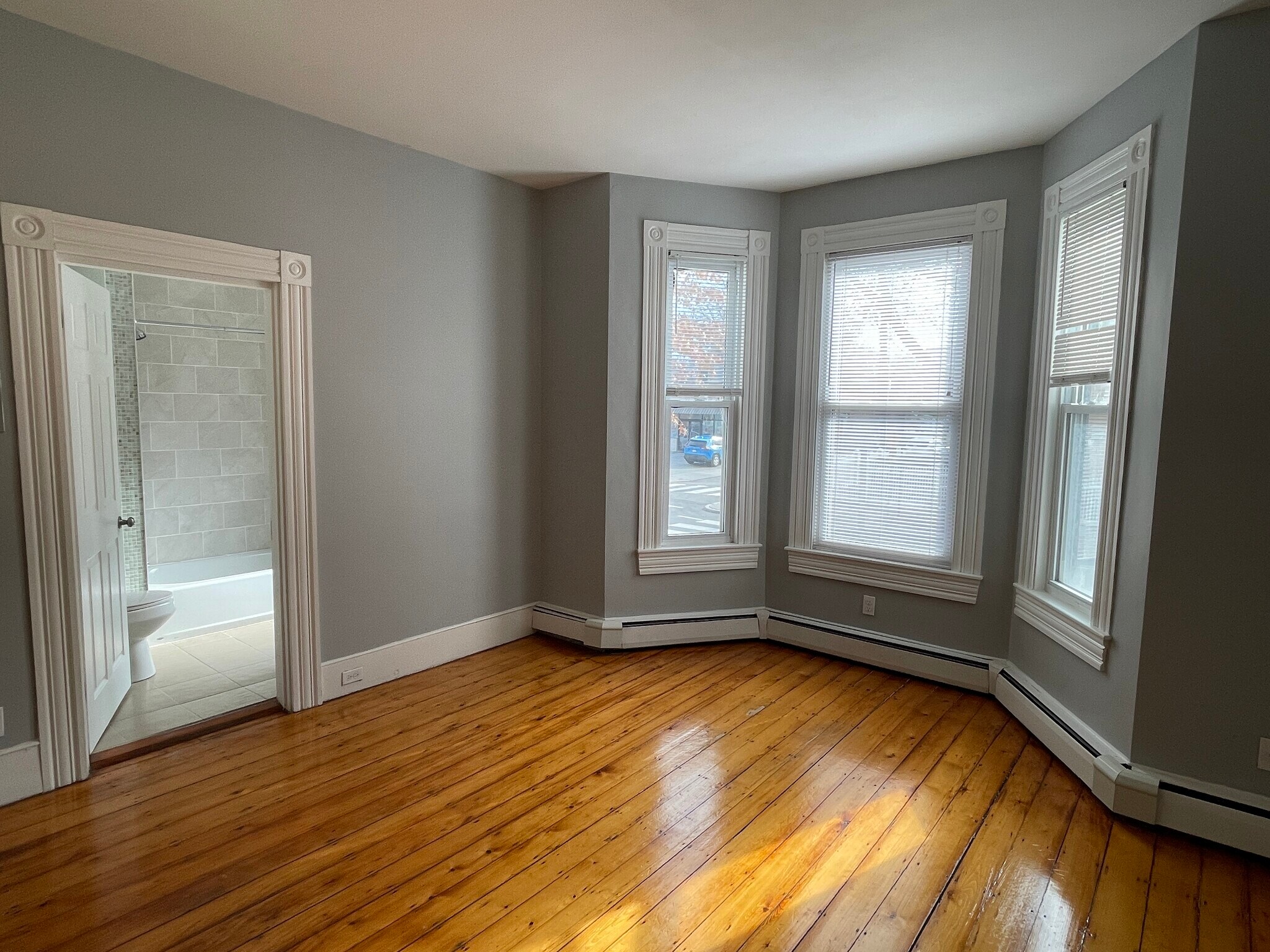 Building Photo - 233 Broadway