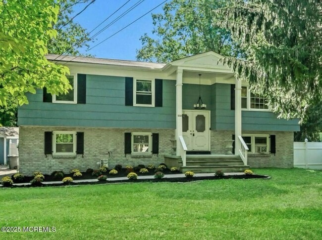 Building Photo - 532 Frank Applegate Rd