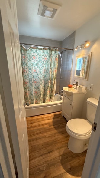 Building Photo - 310 SW 122nd St