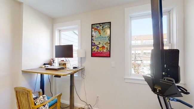 Building Photo - 1849 Monroe St NW